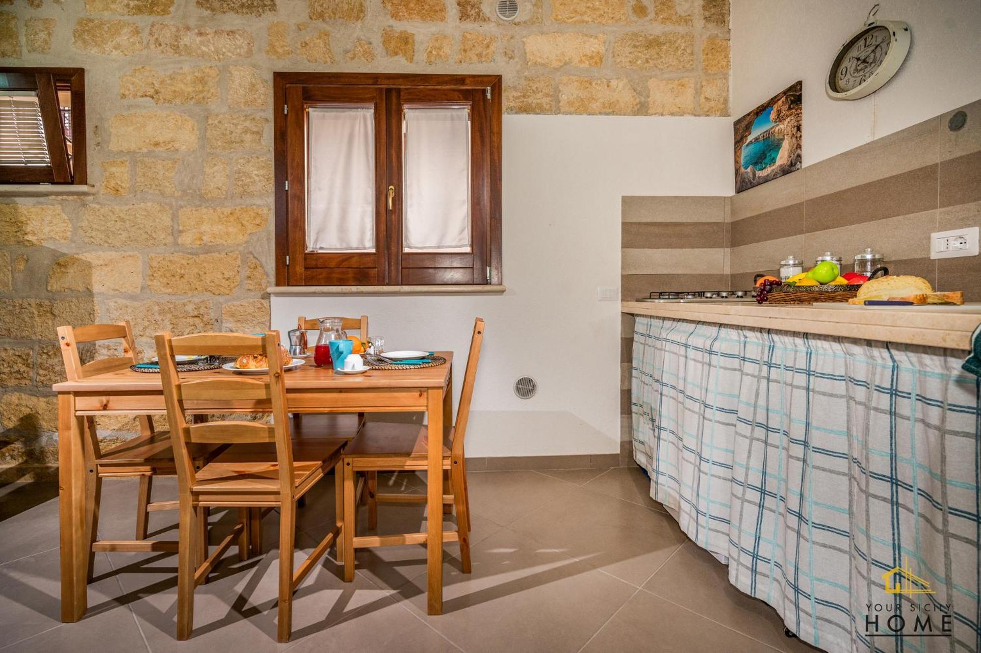 Casa Vacanze Peperoncino カステッランマーレ・デル・ゴルフォ エクステリア 写真