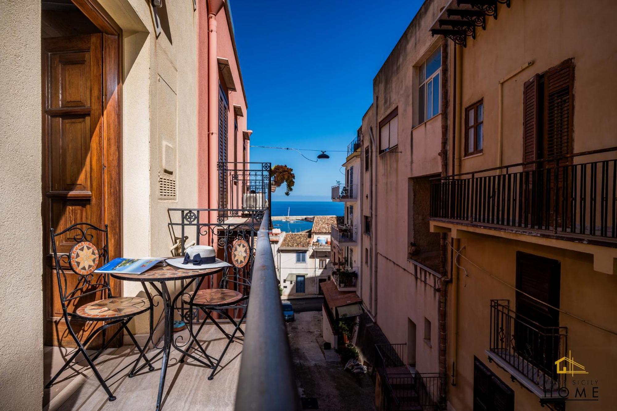 Casa Vacanze Peperoncino カステッランマーレ・デル・ゴルフォ エクステリア 写真