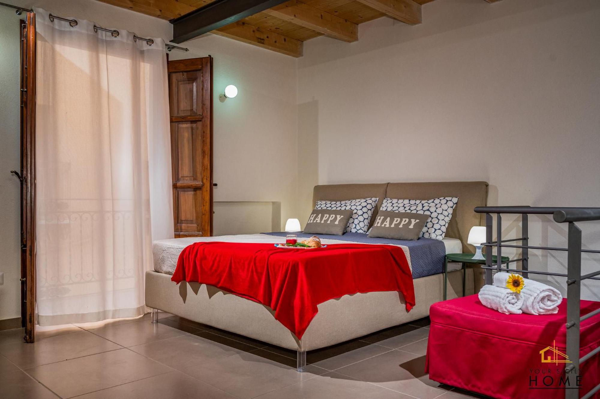 Casa Vacanze Peperoncino カステッランマーレ・デル・ゴルフォ エクステリア 写真